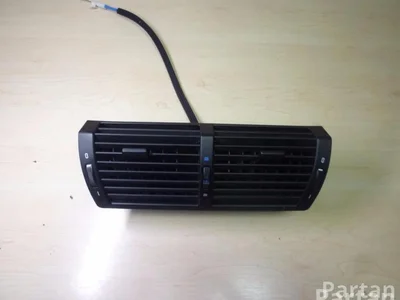 BMW 6422 8402221, 64228402221 / 64228402221, 64228402221 X5 (E53) 2003 Évent - Image 1