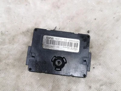 BMW 9202996 X3 (F25) 2011 Antennenverstärker - Bild 1