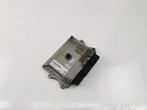 Peugeot 9800913080; 9805895780 / 9800913080, 9805895780 208 2015 Unité de contrôle moteur