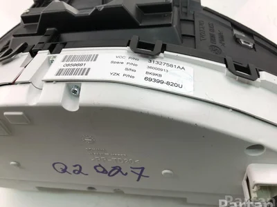 Volvo 31327581AA V60 2012 Deska rozdzielcza - Obraz 1