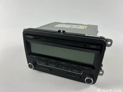 Volkswagen 1K0035186AA GOLF VI (5K1) 2011 Radio / lecteur CD - Image 1