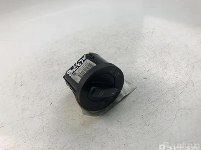 Volkswagen 1K0941431BD GOLF VI (5K1) 2012 Interrupteur de lumière - Image 1