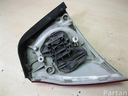 VW 1K6 945 096 G / 1K6945096G GOLF V (1K1) 2005 Taillight