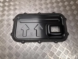 XPeng 404024AEF1 P7 2025 Kitos salono detalės