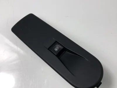 Renault 809602123R; 1521678X / 809602123R, 1521678X CLIO IV (BH_) 2017 Bouton de lève-vitre - Image 1