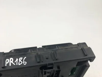 Seat S108145300D ALHAMBRA (7V8, 7V9) 2008 Boîte à fusibles - Image 1