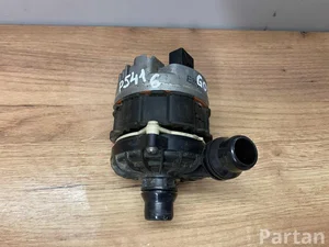 BMW 5A30246 ; A2C12152100 / 5A30246, A2C12152100 iX3 (G08) 2024 Papildomas vandens siurblys