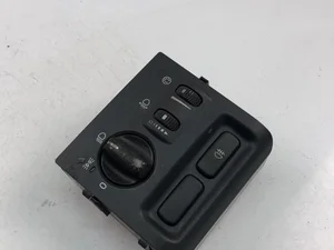 Volvo 30613944 V40 Estate (VW) 2002 Light switch