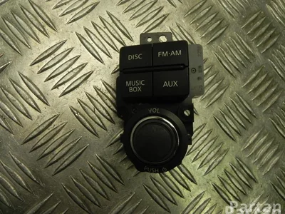 Nissan 28395 5X00B / 283955X00B NP300 NAVARA Platform/Chassis (D40) 2010 Commutateur multiple - Image 1