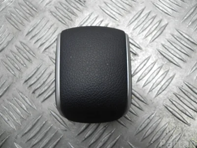 Mercedes-Benz 555 GLE (C167) Coupé 2021 Bouton de levier de vitesse - Image 1