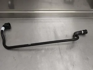 BMW 9886651 1 (F70) 2025 Tuyaux / Tubes