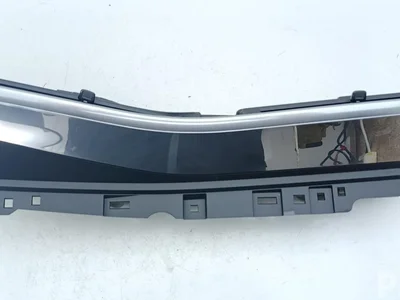 Chevrolet 84841461 Corvette (C8) 2023 Dysza powietrzna - Zdjęcie 1