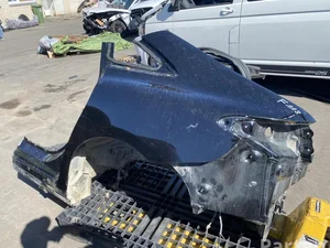 Mercedes-Benz EQE V295 2023 Quart de corps Left Rear