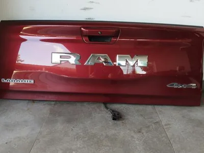RAM 1500 CLASSIC Crew Cab Pickup (DS) 2020 Heckklappe - Bild 1