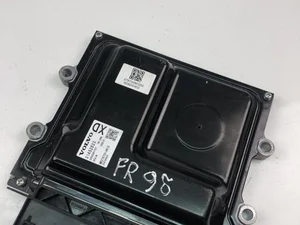 Volvo 31452623 S60 II 2017 Moduł sterujący silnika