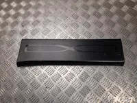Tesla 1053189-88-E / 105318988E MODEL X 2016 Wewnętrzny próg drzwiowy z lewej