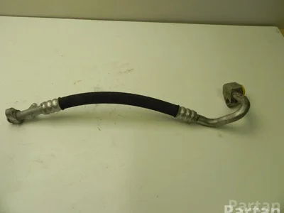 Mercedes-Benz A 204 830 22 16 / A2048302216 C-CLASS (W204) 2010 Tuyaux / tuyaux d'alimentation en air - Image 1