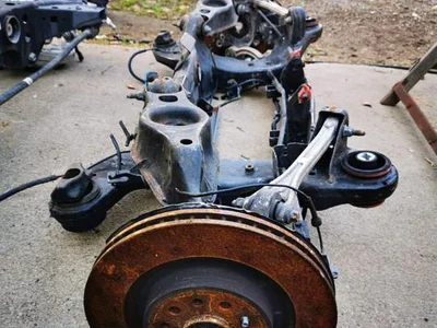 Maserati 06701062910, DT030719131146 GHIBLI (M157) 2020 poutre d'essieu arrière - Image 1