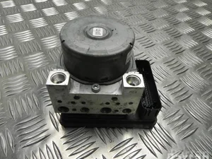 Ford USA GR3C-2C405-AB / GR3C2C405AB MUSTANG Convertible 2015 Unité de commande hydraulique ABS