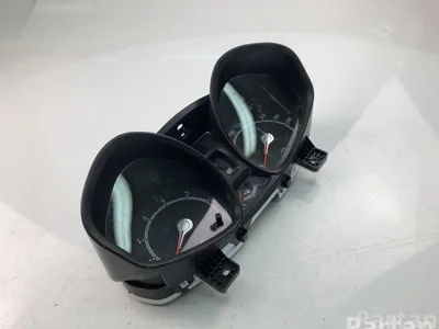 Ford 8A6T-10849-AM / 8A6T10849AM FIESTA VI 2012 Tableau de bord - Image 1