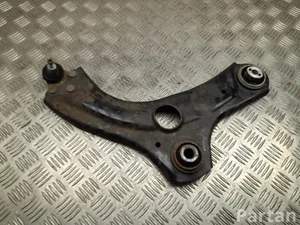 Renault 545002446R Clio V 2023 Devant  bras de commande de voie inférieur Right Front