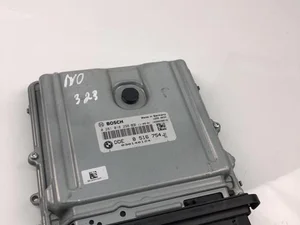 BMW 8516754; 0281018298 / 8516754, 0281018298 7 (F01, F02, F03, F04) 2011 Unité de contrôle moteur
