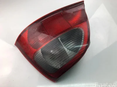 Rover P21W 25 (RF) 2004 Feu arrière - Image 1