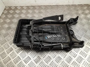 Volkswagen 5R3 915 331 A / 5R3915331A Caddy V 2020 Bac à batterie