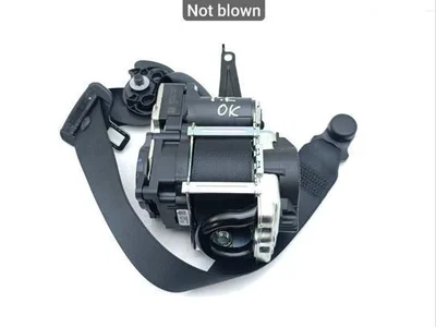 Audi 0589-P1-0021, 625833700, 649348300B, 625831800B, 9J1857705S, 6279131A / 0589P10021, 625833700, 649348300B, 625831800B, 9J1857705S, 6279131A E-TRON GT Stufenheck (F83, F8P) 2024 Sicherheitsgurt vorne links - Bild 1