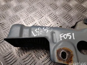 Mercedes-Benz 051 S-CLASS (C126 Coupe) 1980 Charnières du couvercle du coffre