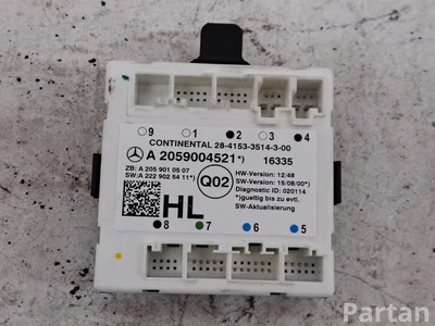 Mercedes-Benz A2059004521 KLASA C (W205) 2016 Sterownik drzwi z tyłu z lewej - Obraz 1