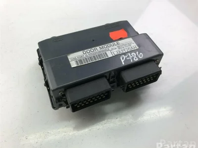 Jaguar F8FF-13C791-BA / F8FF13C791BA XJ (X308) 2000 Unités de contrôle - Image 1