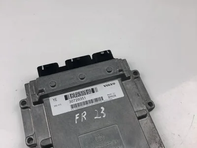 Volvo 30729351 V70 III (BW) 2008 Control unit for engine - Image 1
