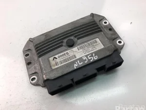 Renault 8200321263; 8200298457 / 8200321263, 8200298457 MEGANE II (BM0/1_, CM0/1_) 2010 Unidad de control del motor