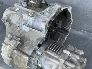 Audi 0A8301103, 0A8301103J, ZSB409053,6R0711051D, ZSB6R0711046D, AUDI S1 / 0A8301103, 0A8301103J, ZSB409053, 6R0711051D, ZSB6R0711046D, AUDIS1 A1 (8X1, 8XK) 2016 Transmission manuelle