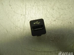 BMW 9 167 196, 84109237656 / 9167196, 84109237656 5 (F10) 2011 Périphérique d'entrée