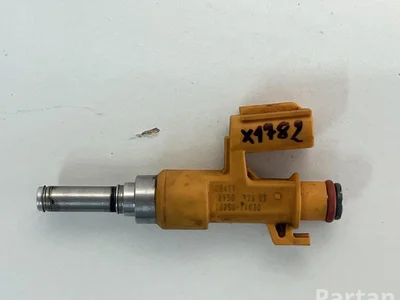 Toyota 2325024030 COROLLA (E210) Estate 2019 Injecteur - Image 1