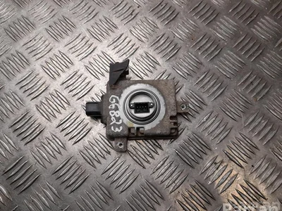 Suzuki W3T15971 GRAND VITARA II (JT, TE, TD) 2009 Unité de contrôle de la lumière - Image 1