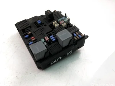 Volvo 32212297 XC60 II (246) 2019 Saugiklių dėžė - Nuotrauka 1