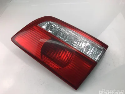 Mazda 626 V (GF) 2001 Feu arrière - Image 1