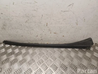 Gebrauchtes Original Mercedes-Benz A2546905403 GLC X254 2023 Schachtabdichtung innen Tür - Bild 1