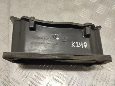 Maserati 080066400 GRAN TURISMO 2012 Prise d'air / Conduit d'air d'admission - Image 1