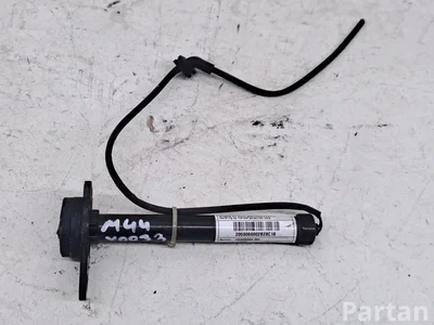 Mercedes-Benz A2059060002 C-CLASS (W205) 2015 Kitos variklio skyriaus dalys - Paveiksliukas 1