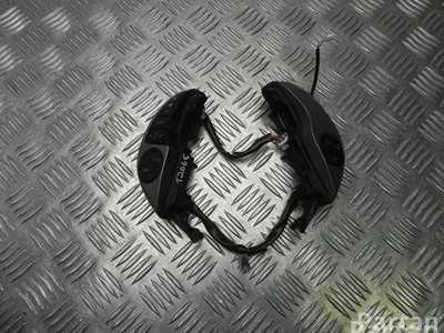 Toyota F70CV164, F70CV142 PRIUS Hatchback (_W2_) 2005 Bouton multifonction pour volant - Image 1