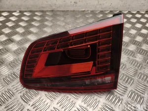 Volkswagen 7P6 945 308 A / 7P6945308A TOUAREG (7P5) 2013 Feu arrière à droite