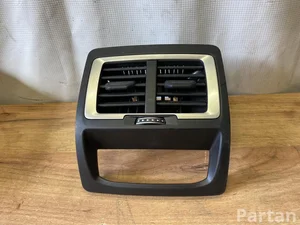 BMW 5A3BB23 iX3 (G08) 2024 Luftdüse hinten