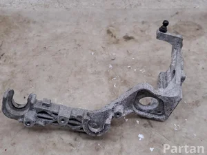 Mercedes-Benz 211560301 C-CLASS (W205) 2016 Other engine parts