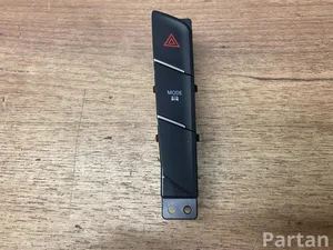 Gebrauchtes Original MG 10694778 MG HS (AS23) 2023 Warnblinkerschalter