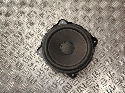 BMW 7946032901, 31324-H2243 / 7946032901, 31324H2243 5 G60 2025 Caisson de basse - Image 1