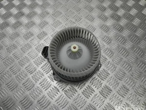 Toyota AV272700-8104 / AV2727008104 COROLLA Saloon (_E18_, ZRE17_) 2014 Ventilateur d'intérieur